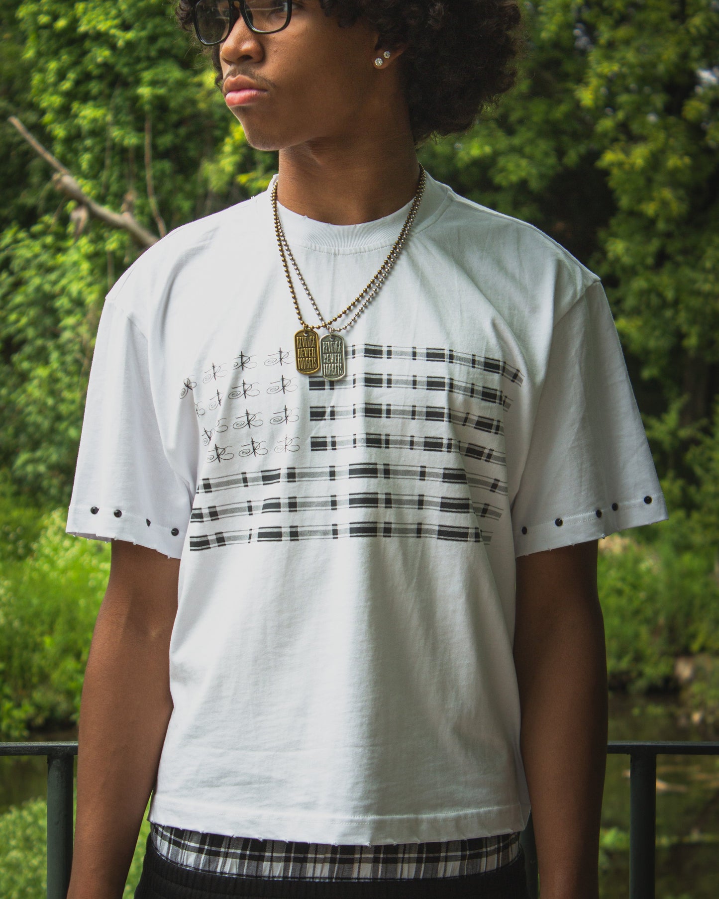 "RNF flag tee"